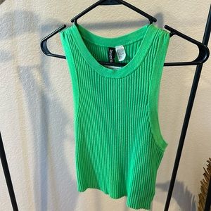 Ribbed cropped sweater tank